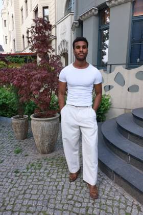 ICON Summer Dinner 2026, Empfang Tijan Njie ICON.Summer Dinner 2026, Seated Dinner im Hotel Roomers, Steinplatz, Berlin, Datum: 17.06.2026 *** ICON Summer Dinner 2026, Reception hosted by Tijan Njie ICON Summer Dinner 2026, Seated Dinner at Hotel Roomers, Steinplatz, Berlin, Date Copyright: xEventpress Kratschx