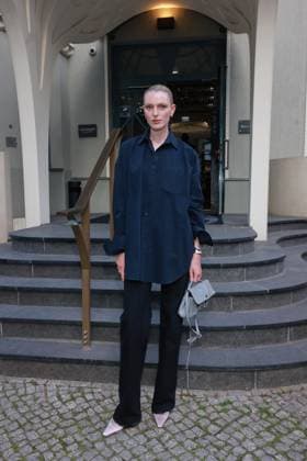 ICON Summer Dinner 2026, Empfang Jada Joyce ICON.Summer Dinner 2026, Seated Dinner im Hotel Roomers, Steinplatz, Berlin, Datum: 17.06.2026 *** ICON Summer Dinner 2026, Reception with Jada Joyce ICON Summer Dinner 2026, Seated Dinner at Hotel Roomers, Steinplatz, Berlin, Date Copyright: xEventpress Kratschx