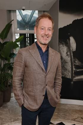 ICON Summer Dinner 2026, Empfang Florian Gallenberger ICON.Summer Dinner 2026, Seated Dinner im Hotel Roomers, Steinplatz, Berlin, Datum: 17.06.2026 *** ICON Summer Dinner 2026, Reception with Florian Gallenberger ICON Summer Dinner 2026, Seated Dinner at Hotel Roomers, Steinplatz, Berlin, Date Copyright: xEventpress Kratschx