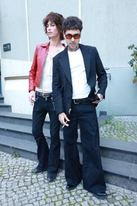 ICON Summer Dinner 2026, Empfang Ben Bücken, Moritz Sommer ICON.Summer Dinner 2026, Seated Dinner im Hotel Roomers, Steinplatz, Berlin, Datum: 17.06.2026 *** ICON Summer Dinner 2026, Reception Copyright: xEventpress Kratschx