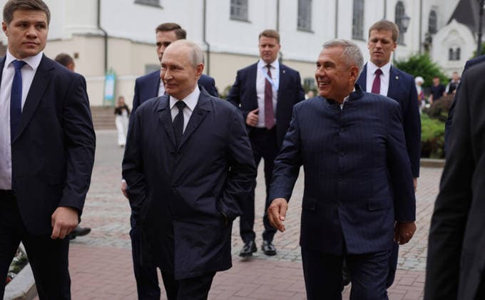June 17, 2026, Kazan, Tatarstan, Russia: Russian President Vladimir Putin, left, walks with Republic of Tatarstan head Rustam Minnikhanov, right, during a tour of the Kazan Kremlin complex, June 17, 2026 in Kazan, Tatarstan, Russia. Putin is in Tatarstan for the Russia-Association of Southeast Asian Nations Summit. Kazan Russia - ZUMAp138 20260617_zaa_p138_019 Copyright: xMikhailxMetzel RussianxPresidentx