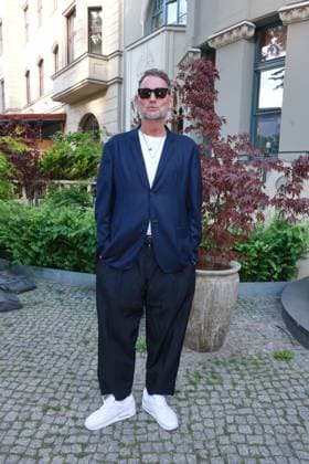 ICON Summer Dinner 2026, Empfang Michael Michalsky ICON.Summer Dinner 2026, Seated Dinner im Hotel Roomers, Steinplatz, Berlin, Datum: 17.06.2026 *** ICON Summer Dinner 2026, Reception with Michael Michalsky ICON Summer Dinner 2026, Seated Dinner at Hotel Roomers, Steinplatz, Berlin, Date Copyright: xEventpress Kratschx