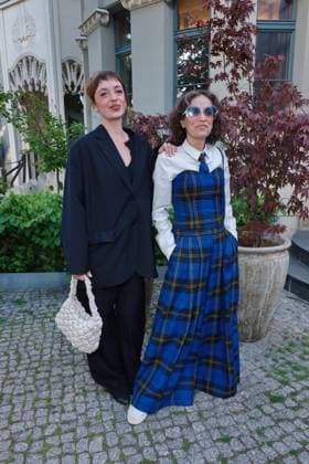 ICON Summer Dinner 2026, Empfang Nellie Thalbach und Anna Thalbach ICON.Summer Dinner 2026, Seated Dinner im Hotel Roomers, Steinplatz, Berlin, Datum: 17.06.2026 *** ICON Summer Dinner 2026, Reception with Nellie Thalbach and Anna Thalbach ICON Summer Dinner 2026, Seated Dinner at Hotel Roomers, Steinplatz, Berlin, Date Copyright: xEventpress Kratschx