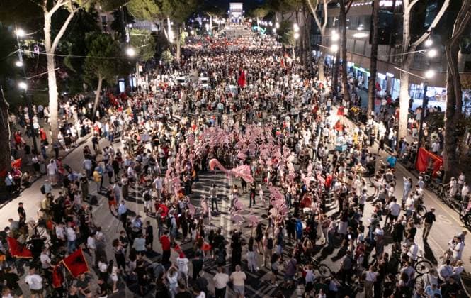 Protesters Rally Against Proposed Tourism Development in Tirana TIRANA, ALBANIA JUNE 17, 2026: Environmental activists, civil society groups, families and young people take part in the eighteenth consecutive day of demonstrations against a proposed luxury tourism development project linked to Jared Kushner. Protesters marched through central Tirana carrying banners, placards and Albanian flags while calling for the cancellation of the project and raising concerns about its potential environmental impact. Flamingo-themed installations and symbolic displays featured prominently during the rally, reflecting a growing symbol of the protest movement. Tirana Albania Copyright: x xVlasovxSulajx xJNAxPressx