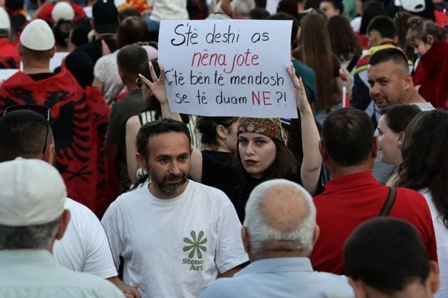 Protesters Rally Against Proposed Tourism Development in Tirana TIRANA, ALBANIA JUNE 17, 2026: Environmental activists, civil society groups, families and young people take part in the eighteenth consecutive day of demonstrations against a proposed luxury tourism development project linked to Jared Kushner. Protesters marched through central Tirana carrying banners, placards and Albanian flags while calling for the cancellation of the project and raising concerns about its potential environmental impact. Flamingo-themed installations and symbolic displays featured prominently during the rally, reflecting a growing symbol of the protest movement. Tirana Albania Copyright: x xVlasovxSulajx xJNAxPressx