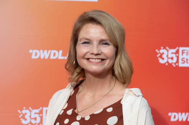 Annette FRIER, Schauspielerin, Portraet, Porträt, Portrait, Angeschnittenes Einzelbild, Einzelmotiv, Roter Teppich, Red Carpet Show, Ankunft, arrival, Sommerfest der Film und Medienstiftung NRW in Koeln, 17.06.2026. *** Annette FRIER, actress, portrait, close-up, single image, single subject, red carpet, red carpet event, arrival, Summer Festival of the Film and Media Foundation NRW in Cologne, June 17, 2026,detected_source_language