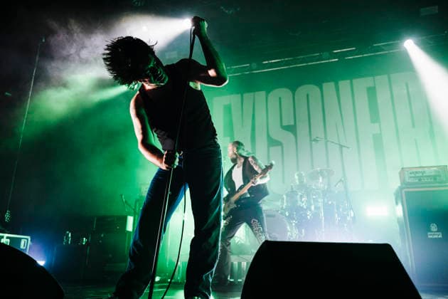 Konzert von Alexisonfire in Berlin Am 17.06.2026 spielte die kanadische Post-Hardcore-Band Alexisonfire ein Konzert im Berliner Huxleys Neue Welt. Im Bild Sänger George Pettit und Bassist Chris Steele., Berlin Berlin Deutschland Neukölln *** Alexisonfire Concert in Berlin On June 17, 2026, the Canadian post-hardcore band Alexisonfire played a concert at Huxleys Neue Welt in Berlin. Pictured are singer George Pettit and bassist Chris Steele, Berlin, Neukölln, Germany,detected_source_language