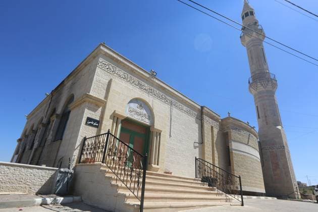 Settlers Set Fire to Mosque in Jaljulia Village North of Ramallah RAMALLAH, WEST BANK JUNE 2026: Settlers set fire to a mosque in the village of Jaljulia overnight, causing significant damage to the building. Local residents and emergency teams responded to the scene and worked to contain the fire, while investigations are ongoing. RAMALLAH PS Copyright: x xALIxShtayehx xJNAxPressx