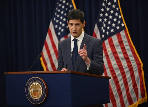 WASHINGTON, DC - JUNE 17: US Federal Reserve Chair Kevin Warsh speaks during his first news conference since taking the helm at the central bank on June 17, 2026 in Washington, DC. Warsh was appointed by President Donald Trump after former chair Jerome Powell s tenure ended in May.  Copyright: xChinaxNewsxServicex 111648899297
