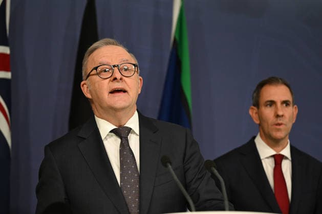 PRIME MINISTER ANTHONY ALBANESE PRESSER, Prime Minister Anthony Albanese and Treasurer Jim Chalmers address the media during a press conference in Sydney, Thursday, June 18, 2026.( NO ARCHIVING SYDNEY NEW SOUTH WALES AUSTRALIA  Copyright: xDEANxLEWINSx 20260618120226960342