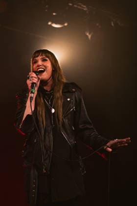 Halestorm Playing an Acoustic Set at Islington Assembly Hall, London Halestorm Lzzy Hale and Joe Hottinger Acoustic Set Islington Assembly Hall London Wednesday 17th June, Credit:Justine Louise Avalon  Copyright: xJustinexLouisex xAvalonx 1110845813