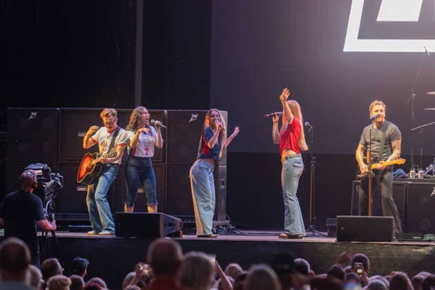 McFly in concert at Thetford Forest, Thetford, UK Thetford, UK, 17 June, 2026. McFly in concert. Pictured left to right, Tom Fletcher, Charlotte Steele, Holly-Anne Hul, Lauren Byrne, Danny Jones., Credit:Stephen Keable Avalon UK, Norfolk, Thetford, Thetford Forest  Copyright: xStephenxKeablex xAvalonx 1110842111