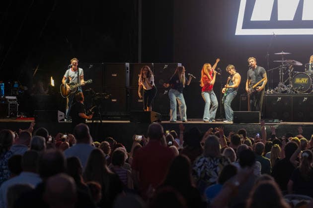 McFly in concert at Thetford Forest, Thetford, UK Thetford, UK, 17 June, 2026. McFly in concert. Pictured left to right, Tom Fletcher, Charlotte Steele, Holly-Anne Hul, Lauren Byrne, Dougie Poynter, Danny Jones., Credit:Stephen Keable Avalon UK, Norfolk, Thetford, Thetford Forest  Copyright: xStephenxKeablex xAvalonx 1110842155