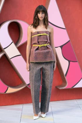V&A Summer Party 2026 in London, UK- 17 JUNE 2026. Mia Regan attends the V&A Summer Party 2026 at The V&A. London United Kingdom Copyright: xLounisxTiarx xSOPAxImagesx _DSC1782