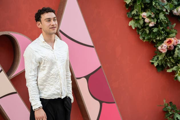 V&A Summer Party 2026 in London, UK- 17 JUNE 2026. Olly Alexander attends the V&A Summer Party 2026 at The V&A . London United Kingdom Copyright: xLounisxTiarx xSOPAxImagesx _DSC1995