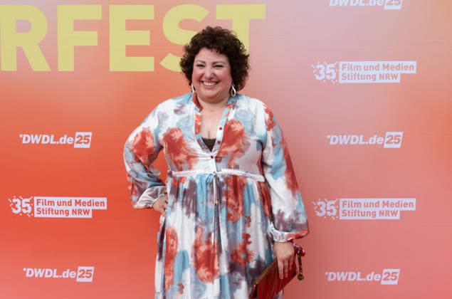 Meltem KAPTAN, Schauspielerin, Portraet, Porträt, Portrait, Angeschnittenes Einzelbild, Einzelmotiv, Roter Teppich, Red Carpet Show, Ankunft, arrival, Sommerfest der Film und Medienstiftung NRW in Koeln, 17.06.2026. *** Meltem KAPTAN, actress, portrait, close-up, single image, single subject, red carpet, red carpet event, arrival, Summer Festival of the Film and Media Foundation NRW in Cologne, June 17, 2026,detected_source_language