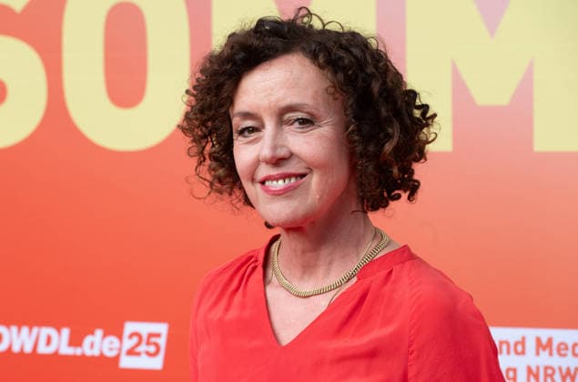 Maria SCHRADER, Schauspielerin, Portraet, Porträt, Portrait, Angeschnittenes Einzelbild, Einzelmotiv, Roter Teppich, Red Carpet Show, Ankunft, arrival, Sommerfest der Film und Medienstiftung NRW in Koeln, 17.06.2026. *** Maria SCHRADER, actress, portrait, close-up, single image, single subject, red carpet, red carpet event, arrival, Summer Festival of the Film and Media Foundation NRW in Cologne, June 17, 2026,detected_source_language