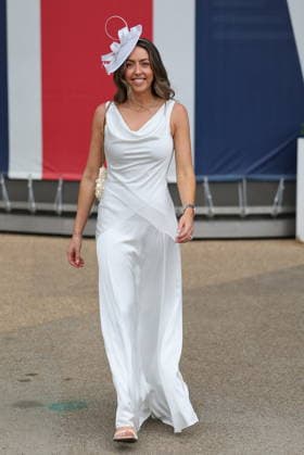 . 18 06 2026. Ascot, United Kingdom. Racegoers arriving for Ladies Day at Royal Ascot, United Kingdom.  xStephenxLockx xi-Imagesx IIM-26838-0004