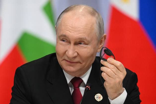 Russia ASEAN Summit 9191038 18.06.2026 Russian President Vladimir Putin attends a plenary session of the Russia-ASEAN Summit in Kazan, Republic of Tatarstan, Russia. Kristina Solovyova Sputnik Kazan Republic of Tatarstan Russia  Copyright: xKristinaxSolovyovax