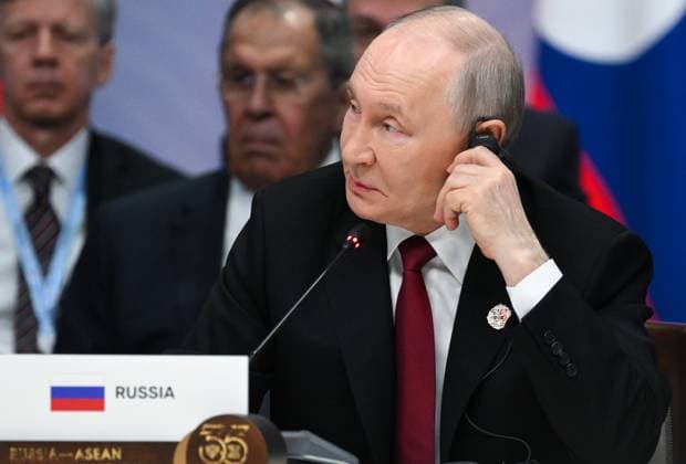 Russia ASEAN Summit 9191041 18.06.2026 Russian President Vladimir Putin attends a plenary session of the Russia-ASEAN Summit in Kazan, Republic of Tatarstan, Russia. Kristina Solovyova Sputnik Kazan Republic of Tatarstan Russia  Copyright: xKristinaxSolovyovax