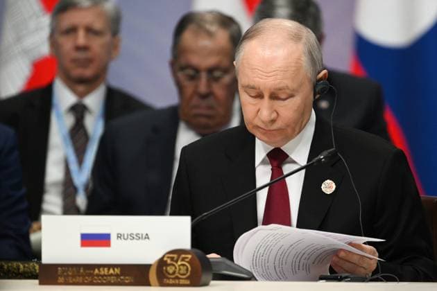 Russia ASEAN Summit 9191085 18.06.2026 Russian President Vladimir Putin attends a plenary session of the Russia-ASEAN Summit in Kazan, Republic of Tatarstan, Russia. Kristina Solovyova Sputnik Kazan Republic of Tatarstan Russia  Copyright: xKristinaxSolovyovax