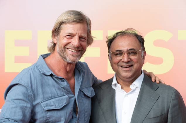 v.l. Henning BAUM, Schauspieler, Walid NAKSCHBANDI, Geschaeftsfuehrer der Film- und Medienstiftung NRW Portraet, Porträt, Portrait, Angeschnittenes Einzelbild, Einzelmotiv, Roter Teppich, Red Carpet Show, Ankunft, arrival, Sommerfest der Film und Medienstiftung NRW in Koeln, 17.06.2026. *** From left
