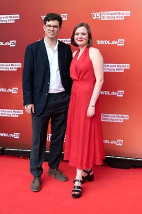 Mark Lorei und Lotte Ruf beim Sommerfest zum 35-jährigen Bestehen der Film- und Medienstiftung NRW im Park CafÃ . Köln, 17.06.2026 *** Mark Lorei and Lotte Ruf at the summer party celebrating the 35th anniversary of the Film and Media Foundation NRW at Park Café in Cologne, June 17, 2026,detected_source_language Foto:xR.xSchmiegeltx xFuturexImagex nrw_sommerfest_6625