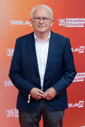 Werner Schwaderlapp beim Sommerfest zum 35-jährigen Bestehen der Film- und Medienstiftung NRW im Park CafÃ . Köln, 17.06.2026 *** Werner Schwaderlapp at the summer festival celebrating the 35th anniversary of the Film and Media Foundation NRW at Park Café in Cologne, June 17, 2026,detected_source_language Foto:xR.xSchmiegeltx xFuturexImagex nrw_sommerfest_6648