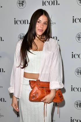 Maria Gabriela Santos beim ICON Summer Dinner in der Manon Brasserie Nouvelle im Hotel Roomers. Berlin, 17.06.2026 *** Maria Gabriela Santos at the ICON Summer Dinner at Manon Brasserie Nouvelle at the Hotel Roomers Berlin, June 17, 2026,detected_source_language Foto:xM.xBehrensx xFuturexImagex icon_6115