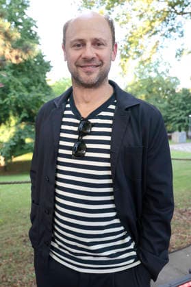 Moritz Führmann beim Sommerfest zum 35-jährigen Bestehen der Film- und Medienstiftung NRW im Park CafÃ . Köln, 17.06.2026 *** Moritz Führmann at the summer festival celebrating the 35th anniversary of the Film and Media Foundation NRW at Park Café in Cologne, June 17, 2026,detected_source_language Foto:xR.xSchmiegeltx xFuturexImagex nrw_sommerfest_6802