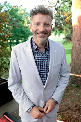 Thorsten Schorn beim Sommerfest zum 35-jährigen Bestehen der Film- und Medienstiftung NRW im Park CafÃ . Köln, 17.06.2026 *** Thorsten Schorn at the summer party celebrating the 35th anniversary of the Film and Media Foundation NRW at Park Café in Cologne, June 17, 2026,detected_source_language Foto:xR.xSchmiegeltx xFuturexImagex nrw_sommerfest_6823