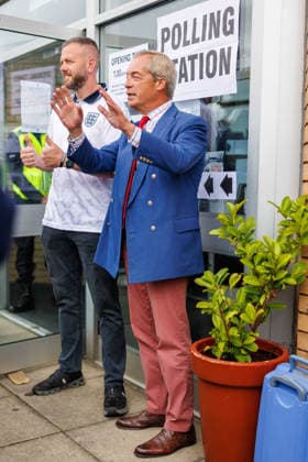 Nigel Farage and Rob Kenyon Attend Makerfield Polling Day Event Nigel Farage, leader of Reform UK, and Reform UK Makerfield by-election candidate Rob Kenyon during a polling day, Credit:Victoria Cropper Vicky Pearson Avalon England, Headingley Stadium, Wigan, St Aidan s Parish Centre, Highfield Grange Avenue, Winstanley  Copyright: xVictoriaxCropperx xVickyxPearsonx xAvalonx 1111001190