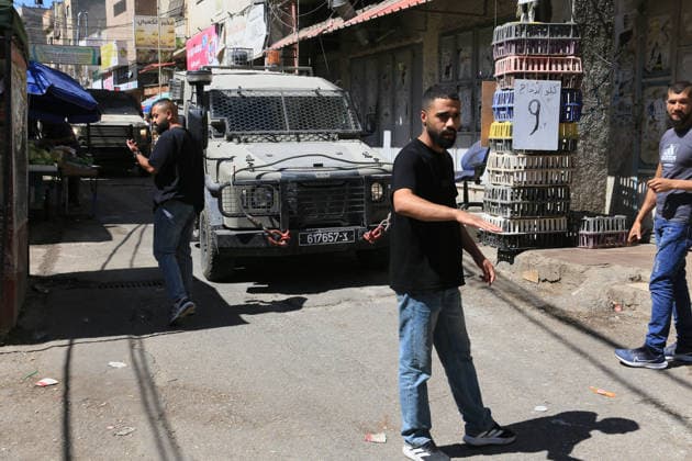 Israeli army raids Balata refugee camp near Nablus Israeli army forces raid Balata refugee camp, east of Nablus in the West Bank, on June 18, 2026. According to local sources, Israeli forces stormed the market during a military operation and detained several Palestinians. Photo by Mohammed Nasser apaimages Nablus West Bank Palestinian Territory 180626_Nablus_MN_00(10) Copyright: xapaimagesxMohammedxNasserx xapaimagesx