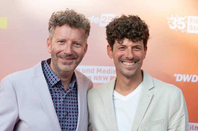 Thorsten SCHORN, Moderator, mit Ehemann Piero, Sommerfest der Film und Medienstiftung NRW in Koeln, 17.06.2026. *** Thorsten SCHORN, host, with his husband Piero, at the Film and Media Foundation NRW’s summer party in Cologne, June 17, 2026,detected_source_language