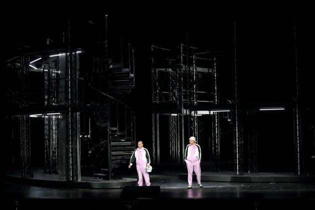 Philipp Kapeller (als Peter Iwanow) und Martin G. Berger (in Vertretung szenisch als Peter der Erste, Peter Michaelow), v.l., während der Fotoprobe für Zar und Zimmermann in der Deutschen Oper in Berlin, 17. Juni 2026. Komische Oper in drei Akten von Albert Lortzing. Musikalische Leitung Antonello Manacorda. Inszenierung Martin G. Berger. Bühne Sarah-Katharina Karl. Kostüme Esther Bialas. Premiere ist am 20. Juni 2026. Deutsche Oper Berlin Zar und Zimmermann *** Philipp Kapeller as Peter Iwanow and Martin G. Berger, standing in for the role of Peter the First, Peter Michaelow (from left), during the photo shoot for Tsar and Carpenter at the Deutsche Oper in Berlin, June 17, 2026 Comic opera in three acts by Albert Lortzing Musical