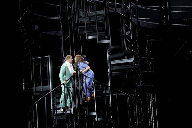 Philipp Kapeller (als Peter Iwanow) und Nadja Mchantaf (als Marie) während der Fotoprobe für Zar und Zimmermann in der Deutschen Oper in Berlin, 17. Juni 2026. Komische Oper in drei Akten von Albert Lortzing. Musikalische Leitung Antonello Manacorda. Inszenierung Martin G. Berger. Bühne Sarah-Katharina Karl. Kostüme Esther Bialas. Premiere ist am 20. Juni 2026. Deutsche Oper Berlin Zar und Zimmermann *** Philipp Kapeller as Peter Iwanow and Nadja Mchantaf as Marie during the photo shoot for The Tsar and the Carpenter at the Deutsche Oper in Berlin, June 17, 2026 Comic opera in three acts by Albert Lortzing Musical direction by Antonello Manacorda Staged by Martin G. Berger Set design by Sarah Katharina Karl Costume design by Esther