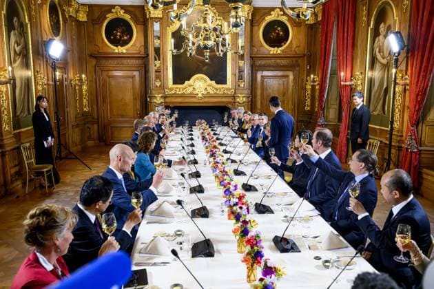 Den Haag, The Netherlands, 2026-06-18 12:39:47 THE HAGUE, 18-06-2026, Mauritshuis At the invitation of King Willem-Alexander and Queen Maxima, Emperor Naruhito of Japan is paying a state visit to the Netherlands. Emperor Naruhito is accompanied by Her Majesty Empress Masako. The state visit is a confirmation of the close and historic relationship between Japan and the Netherlands. The countries share 426 years of bilateral relations. PHOTO: NLBeeld Patrick van Emst In the photo: The Emperor of Japan is received by Prime Minister Jetten at the Mauritshuis in The Hague. A lunch is taking place here, which is also attended by King Willem-Alexander. Credit: NL Beeld Patrick van Emst  Copyright: xx x