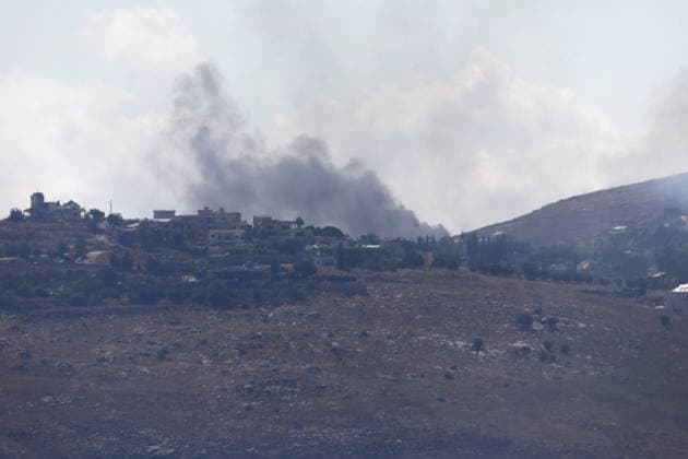 News Bilder des Tages Israeli attacks on Lebanon continue despite the ceasefire NABATIEH, LEBANON - JUNE 18: Smoke rises over Mount Ali al-Tahir following the Israeli attack despite the ceasefire in Nabatieh, Lebanon on June 18, 2026. Ramiz Dallah Anadolu Nabatieh Lebanon. Editorial use only. Please get in touch for any other usage.  Copyright: x2026xAnadoluxRamizxDallahx