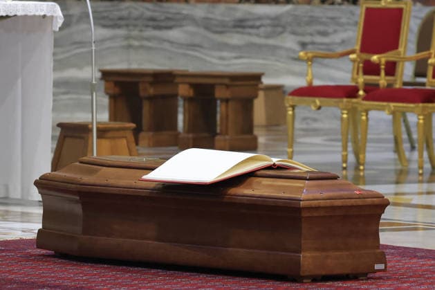 Funeral service of Cardinal Camillo Ruini at the Vatican VATICAN CITY, VATICAN - JUNE 18: The coffin of Cardinal Camillo Ruini lays on the floor in St. Peter s Basilica before the start of his funeral service attended by Pope Leo XIV (not seen) at the Vatican on June 18, 2026. Ruini, who served as Cardinal Vicar of Rome and president of the Italian Episcopal Conference and was one of the most influential representatives of the conservative wing of the Catholic Church, died in Rome, Italy, on June 16 at the age of 95. Riccardo De Luca Anadolu Vatican City Vatican. Editorial use only. Please get in touch for any other usage.  Copyright: x2026xAnadoluxRiccardoxDexLucax