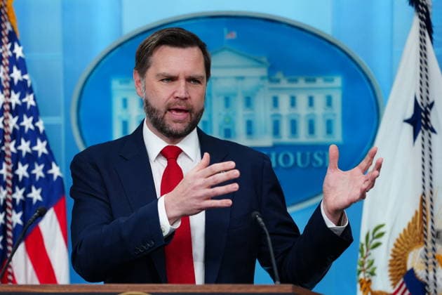 JD Vance Briefs the Media United States Vice President JD Vance conducts a briefing in the James S Brady Press Briefing Room of the White House in Washington, DC, USA, on Thursday, June 18, 2026. The Vice President led the team that negotiated the recent Memorandum of Understanding that resulted in the effective end of military action against Iran. Credit: Aaron Schwartz Pool via CNP Washington District of Columbia United States  Copyright: xPool ABACAx