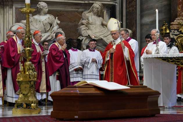 IPA85828402 - Italy, Rome, Vatican, June 18, 2026. Pope Leo XIV attends the funeral of Italian Cardinal Camillo Ruini at St. Peter s Basilica in the Vatican. Photograph by VATICAN MEDIA Catholic Press Photo  Copyright: xVATICANxMEDIx xVATICANxMEDIx 85828402