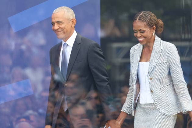 News Bilder des Tages Former U.S. President Barack Obama (left) and his wife, Michelle Obama, react during the inauguration of the Obama Presidential Center in Chicago, USA, 18 June 2026 Inauguration of the Obama Presidential Center !ACHTUNG: NUR REDAKTIONELLE NUTZUNG!  Copyright: xOctavioxGuzmánx AME2145 20260618-55020638742_1