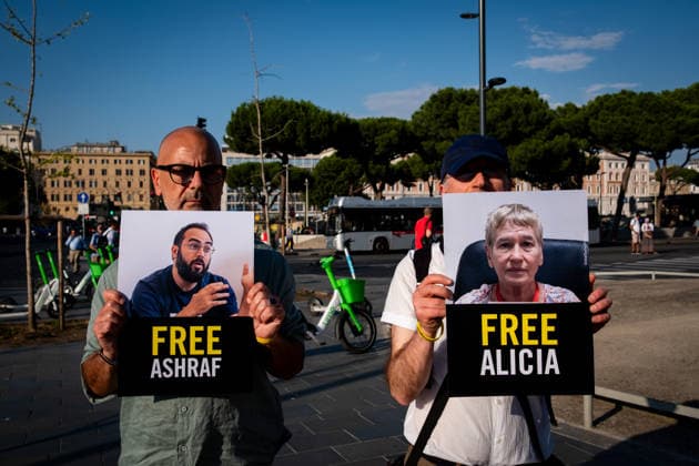 June 18, 2026, Rome, Rm, Italy: Amnesty International launches a permanent national mobilization with protests across Italy in support of the 10 people from the Global Sumud Land Convoy who have been held captive in Libya for 24 days. In Rome, activists gather in the square in front of Termini Station, near the statue of Pope John Paul II. Rome Italy - ZUMAg256 20260618_znp_g256_002 Copyright: xMarcoxDixGianvitox