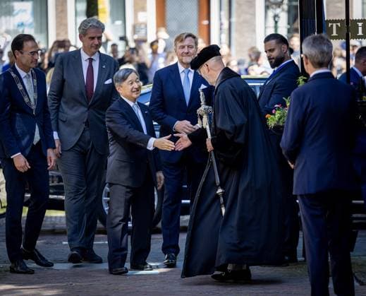Leiden, The Netherlands, 2026-06-18 14:24:46 LEIDEN, 18-06-2026, Leiden University At the invitation of King Willem-Alexander and Queen Maxima, Emperor Naruhito of Japan is paying a state visit to the Netherlands. Emperor Naruhito is accompanied by Her Majesty Empress Masako. The state visit is a confirmation of the close and historic relationship between Japan and the Netherlands. The countries share 426 years of bilateral relations. PHOTO: NLBeeld POOL Albert Nieboer In the photo: Emperor Naruhito and King Willem-Alexander visit Leiden University. In the Academy Building, they visit a temporary exhibition of objects from various Leiden Japan collections, the Sweat Room where graduates sign their names, and the Senate Chamber. Credit:  Copyright: xx x