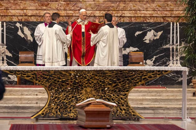 ITALY - POPE LEO XIV ATTENDS THE FUNERAL OF ITALIAN CARDINAL CAMILLO RUINI AT ST PETER S BASILICA IN THE VATICAN - 2026 6 18 Italy, Rome, Vatican, 2026 06 18 .Pope Leo XIV attends the funeral of Italian cardinal Camillo Ruini at St Peter s basilica in The Vatican EDITORIAL USE ONLY - NO BOOKS Copyright: xCLAUDIOxASQUINIx
