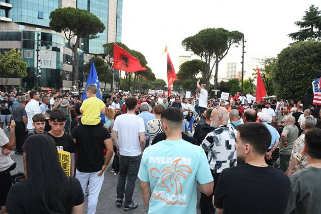 Anti-tourism project protests continue for 19th day in Albania TIRANA, ALBANIA - JUNE 18: Protests against a planned tourism project in the Zvernec area of the coastal city of Vlora continue for a 19th consecutive day in Tirana, Albania on June 18, 2026. Demonstrators gathered in Skanderbeg Square under the slogan Albania is not for sale, with a large number of participants joining the rally. Protesters opposed the reported sale of a beach in Zvernec as part of a tourism project allegedly linked to Ivanka Trump and Jared Kushner. Carrying banners, placards, and Albanian flags, demonstrators marched along the Boulevard of the Martyrs of the Nation toward the Prime Minister’s Office. Olsi Shehu Anadolu Tirana Albania. Editorial use only.  Copyright: x2026xAnadoluxOlsixShehux