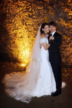 Tom and Katie Tie the Knot Nov 18, 2006 - Bracciano, ITALY - It is official - TOMKAT are hitched! Actor TOM CRUISE the groom and actress KATIE HOLMES the bride, in her Armani wedding dress, pose for their official wedding picture on Saturday, Nov. 18, 2006, at the 15th-century Odescalchi Castle overlooking Lake Bracciano outside of Rome. Shortly after saying there vows. The party of 150 was treated to a royal party , with first class everything and fireworks. Mandatory Credit: Photo by Robert Evans-Official Photo ZUMA Press. ( ) Copyright 2006 by Robert Evans Bracciano ITALY Copyright: xRobertxEvans-OfficialxPhotox