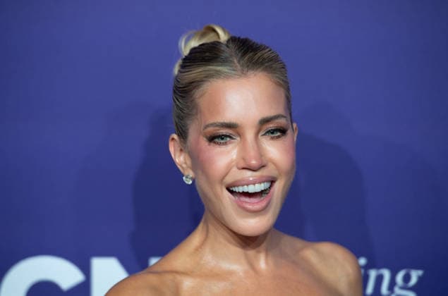 Sylvie MEIS, Model, Moderatorin, Portraet, Porträt, Portrait, Angeschnittenes Einzelbild, Einzelmotiv, Roter Teppich, Red Carpet Show, Purple Carpet, Ankunft, arrival, bei den DUFTSTARS 2026 - Deutscher Parfumpreis Verleihung des deutschen Parfumpreises DUFTSTARS durch die Fragrance Foundation am 18.06.2026, Rheinterrassen, Duesseldorf. *** Sylvie MEIS, model, host, portrait, cropped single image, single subject, red carpet, Red Carpet Show, Purple Carpet, Arrival, at the DUFTSTARS 2026 German Perfume Awards Ceremony for the DUFTSTARS German Perfume Awards hosted by the Fragrance Foundation on June 18, 2026, Rheinterrassen, Düsseldorf,detected_source_language