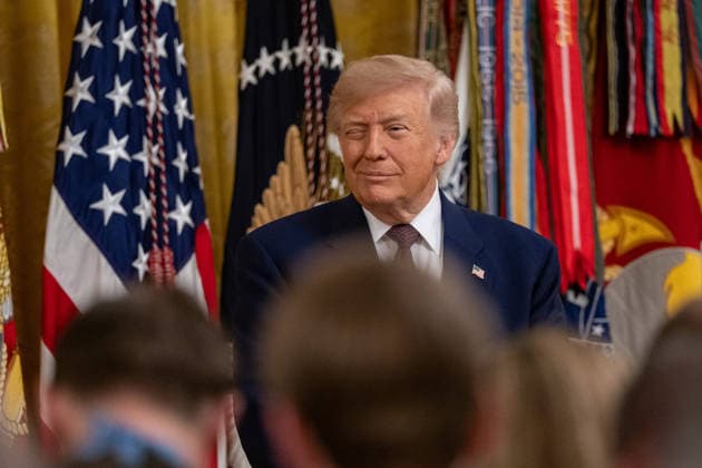 June 18, 2026, Washington, Disitrirct Of Columbia, United States: President Trump winks at a member in the audience during the Medal of Honor Ceremony. Washington United States - ZUMAk206 20260618_znp_k206_033 Copyright: xMattxKaminskyx