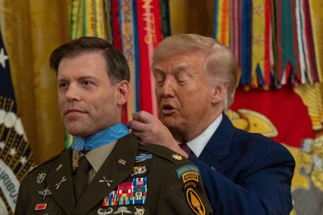 June 16, 2026, Washington, Dc, United States: U.S. President Donald Trump presented the Medal of Honor to Army Major Nicholas Dockery during a ceremony in the East Room of the White House on June 18, 2026. Lieutenant Dockery fought off a Taliban attack in Afghanistan to ensure the members of his unit were evacuated safely. Washington United States - ZUMAl312 20260616_znp_l312_087 Copyright: xAndrewxLeydenx